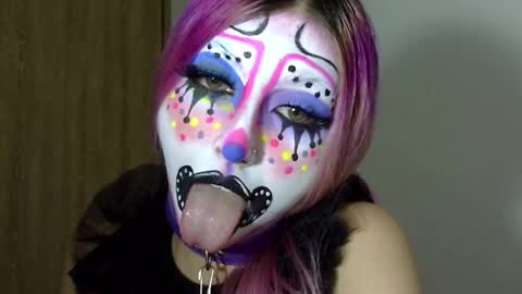 gabygumms online show from November 29, 7:16 am