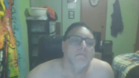 Snapshot of gadude45 chatting on January 5, 1:36 pm gadude45 online show from January 5, 1:36 pm
