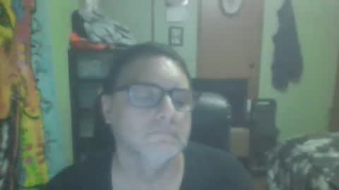 Snapshot of gadude45 chatting on January 6, 3:31 am gadude45 online show from January 6, 3:31 am