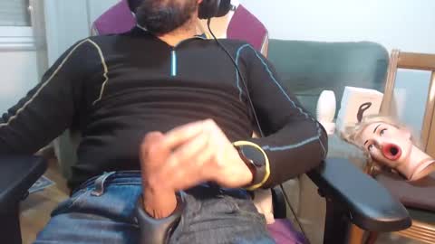 Snapshot of gag0nmyc0ck chatting on February 24, 11:19 pm your master online show from February 24, 11:19 pm