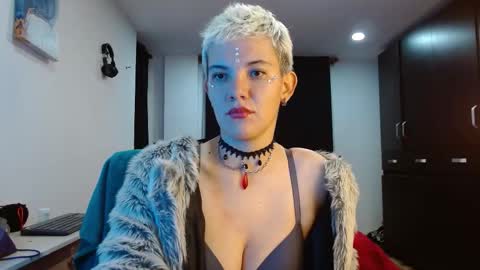 Gaia Plath online show from March 13, 1:20 am