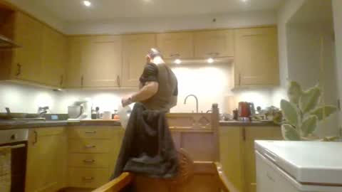 galacx online show from December 7, 4:53 pm