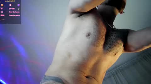 Chris  Dont forget to gift me thumb up Its very important to me and makes me happy AF  online show from March 10, 8:17 am