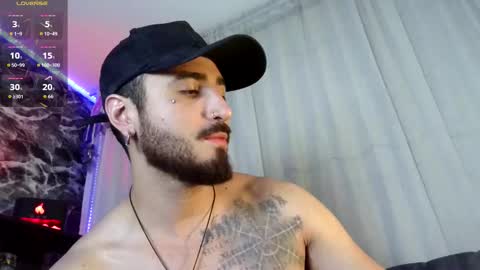 Chris  Dont forget to gift me thumb up Its very important to me and makes me happy AF  online show from September 17, 6:28 am