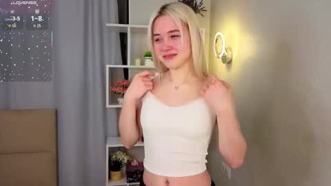 Violla online show from February 8, 4:32 pm