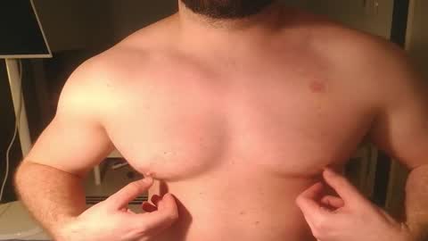 Snapshot of gargiullo123 chatting on September 28, 11:41 am HORNY med student online show from September 28, 11:41 am