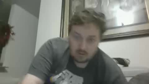 Snapshot of garth146 chatting on January 1, 7:52 am garth146 online show from January 1, 7:52 am