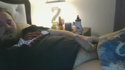 Snapshot of garth146 chatting on March 11, 6:19 am garth146 online show from March 11, 6:19 am