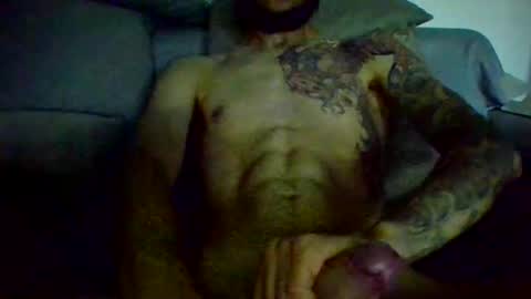 garyreal1990 online show from May 23, 4:52 am