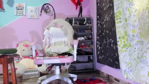 Diana online show from April 15, 11:35 am