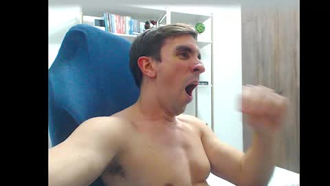 Snapshot of gatosarado23 chatting on September 19, 4:27 am gatosarado23 online show from September 19, 4:27 am