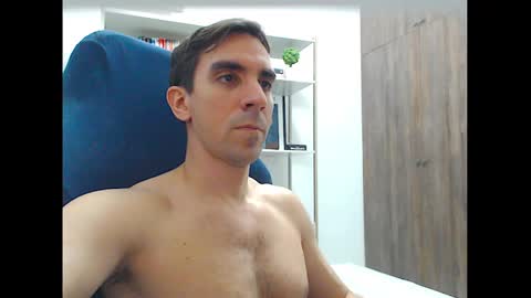 gatosarado23 online show from October 27, 5:29 am