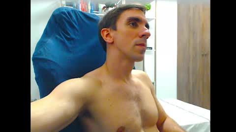 Snapshot of gatosarado23 chatting on February 22, 2:28 am gatosarado23 online show from February 22, 2:28 am