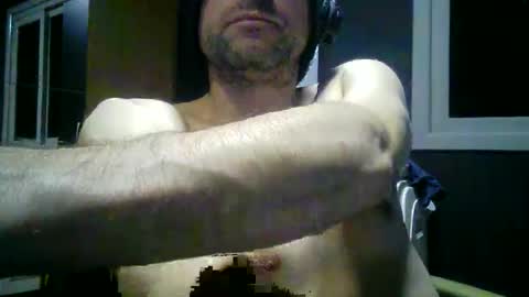 gauchors21 online show from October 18, 3:11 am