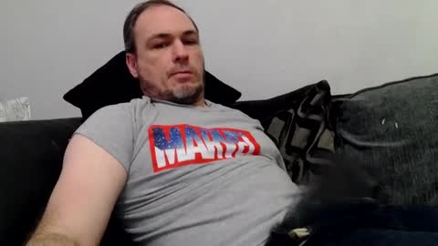 Snapshot of geddes4 chatting on February 19, 12:14 am SIR online show from February 19, 12:14 am