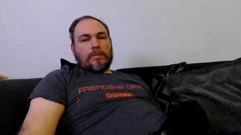 Snapshot of geddes4 chatting on January 23, 1:30 am SIR online show from January 23, 1:30 am