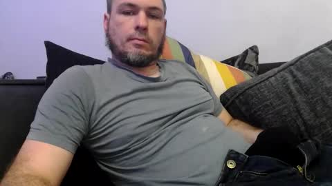 Snapshot of geddes4 chatting on September 8, 9:58 pm SIR online show from September 8, 9:58 pm