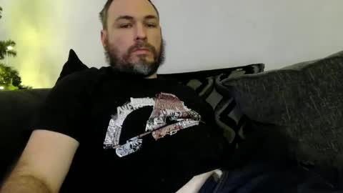 Snapshot of geddes4 chatting on December 13, 11:28 pm SIR online show from December 13, 11:28 pm