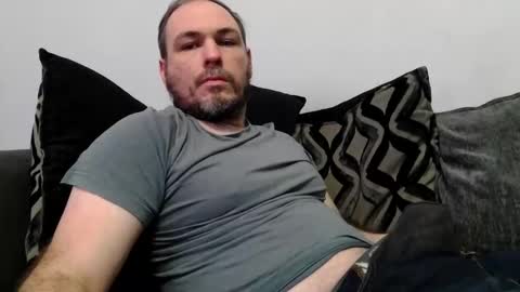 Snapshot of geddes4 chatting on January 7, 11:56 pm SIR online show from January 7, 11:56 pm