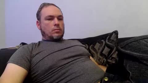 Snapshot of geddes4 chatting on October 6, 10:27 pm SIR online show from October 6, 10:27 pm