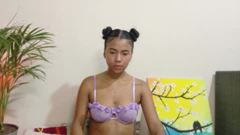 Snapshot of gema_shiny chatting on October 2, 5:17 am gema_shiny online show from October 2, 5:17 am