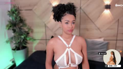 Snapshot of gemmacarter_ chatting on February 25, 7:49 pm online show from February 25, 7:49 pm