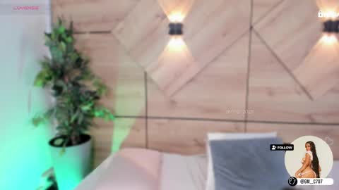 Snapshot of gemmacarter_ chatting on February 27, 2:03 am online show from February 27, 2:03 am