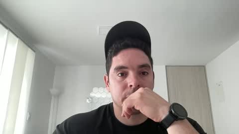 Snapshot of genesis_wb chatting on February 25, 8:32 pm genesis_wb online show from February 25, 8:32 pm