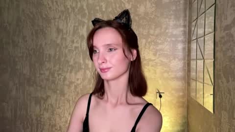 Riana online show from May 9, 4:40 am