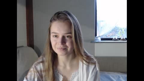 gentle_grace online show from October 25, 1:55 pm