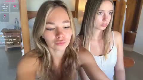 Mary  Blonde and Kira brunette online show from July 31, 4:35 am