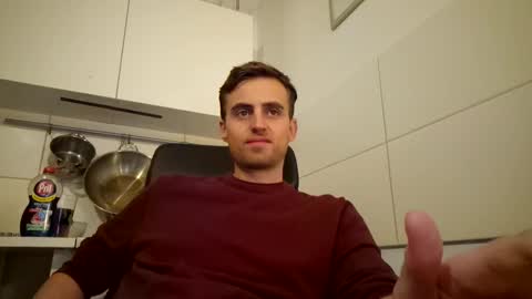 georg0300 online show from October 23, 7:04 pm