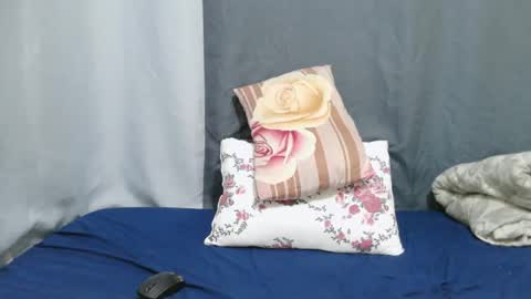 georgeous_kimberly online show from March 17, 6:18 am