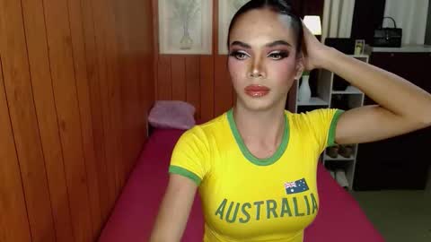 Sidneymorens online show from November 6, 7:17 pm