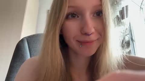 Sophie online show from July 28, 5:16 am