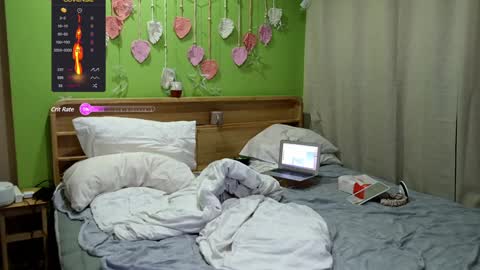 Anna online show from December 10, 5:55 pm