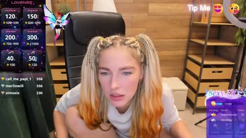 Snapshot of ghostly_temptation chatting on December 9, 1:40 am Sweety online show from December 9, 1:40 am