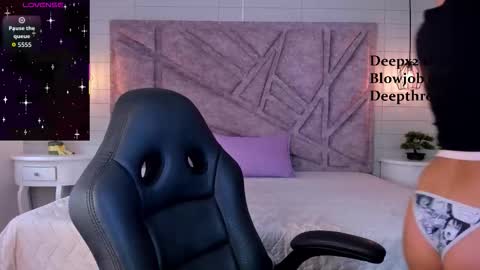 Gia online show from March 24, 1:28 pm