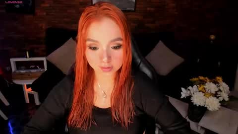 Snapshot of giabrook chatting on October 26, 12:11 am Gia  online show from October 26, 12:11 am