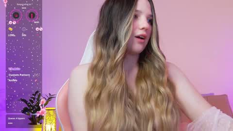 Snapshot of giannagem chatting on February 9, 12:17 am Roxy online show from February 9, 12:17 am
