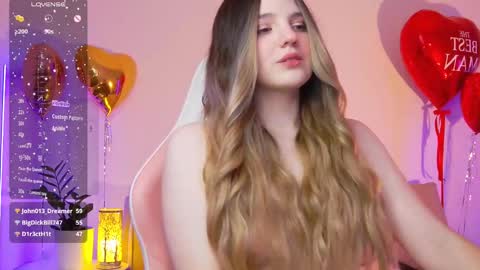 Snapshot of giannagem chatting on February 13, 3:18 am Roxy online show from February 13, 3:18 am
