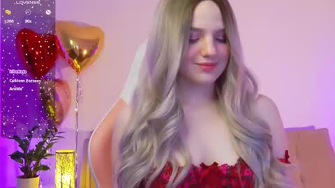 Snapshot of giannagem chatting on February 14, 9:10 pm Roxy online show from February 14, 9:10 pm