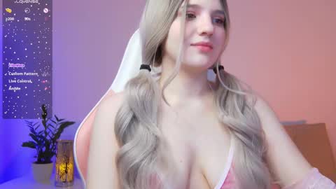 Snapshot of giannagem chatting on March 2, 12:09 am Roxy online show from March 2, 12:09 am