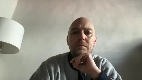 giannipaciotti online show from April 4, 7:59 am