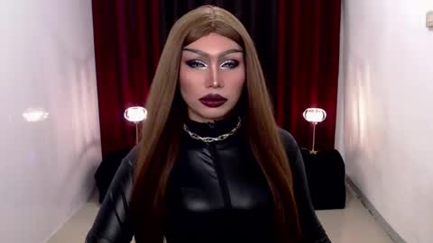 Gia X online show from December 13, 2:21 am