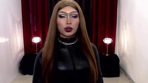 Gia X online show from December 9, 3:07 am