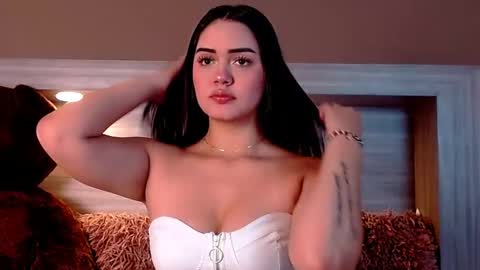 Snapshot of gigi_wilden chatting on March 8, 11:27 am gigi wilden online show from March 8, 11:27 am