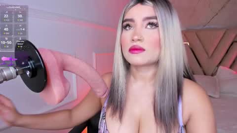 Gigi Doll online show from March 18, 11:38 am