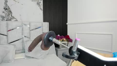 Gigi Doll online show from November 17, 11:13 am