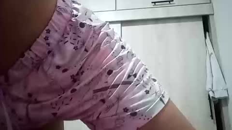 gigixox3 online show from May 30, 3:05 am